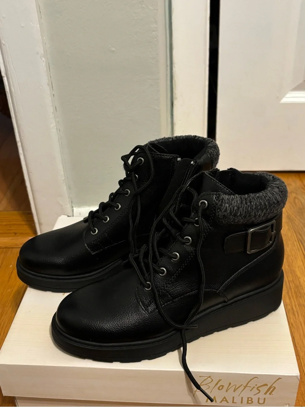 Size 7 Lace Up Ankle Boots
